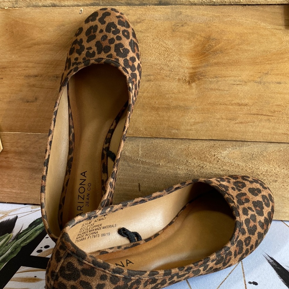 ARIZONA Jean Co. Leopard Print Ballet Flats, size 5.5